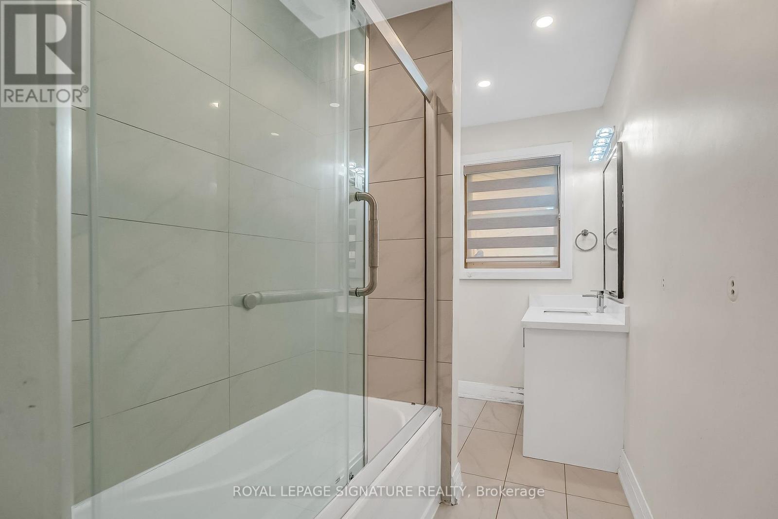3 Braeburn Boulevard, Toronto (Eglinton East), Ontario  M1J 2P9 - Photo 35 - E12222170