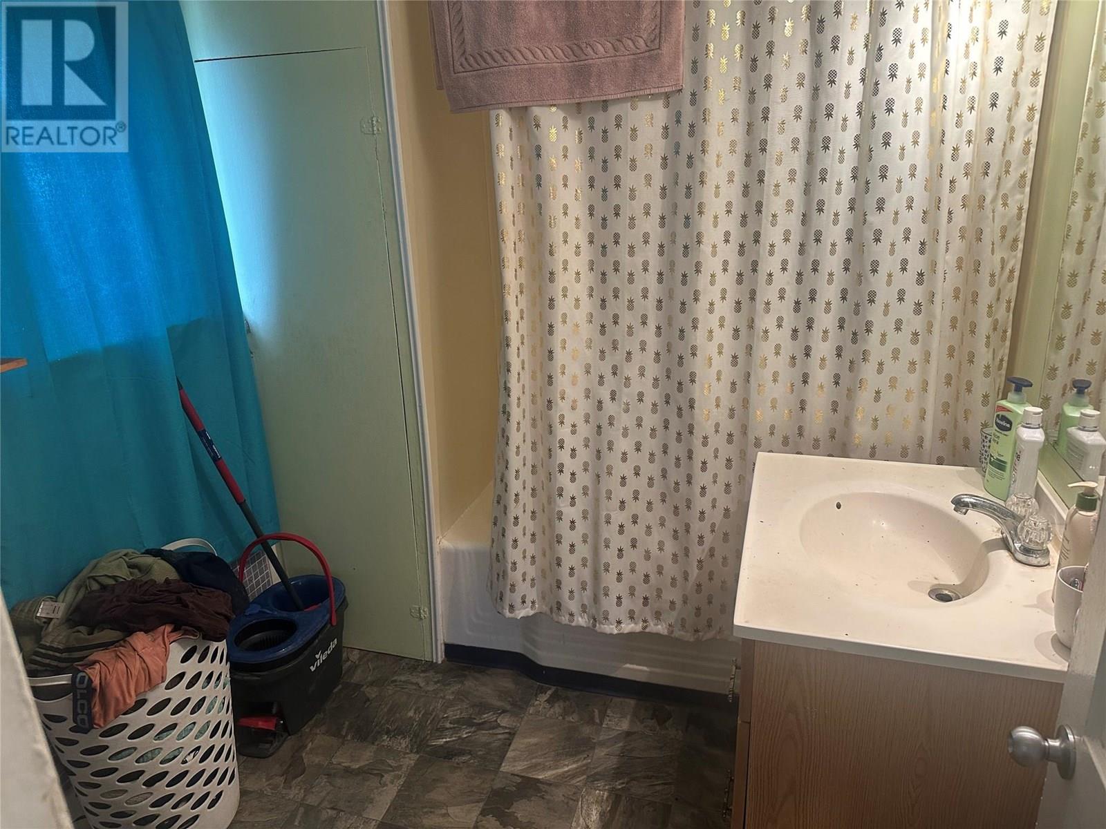 1616 102 Avenue, Dawson Creek, British Columbia  V1G 2E4 - Photo 5 - 10352051