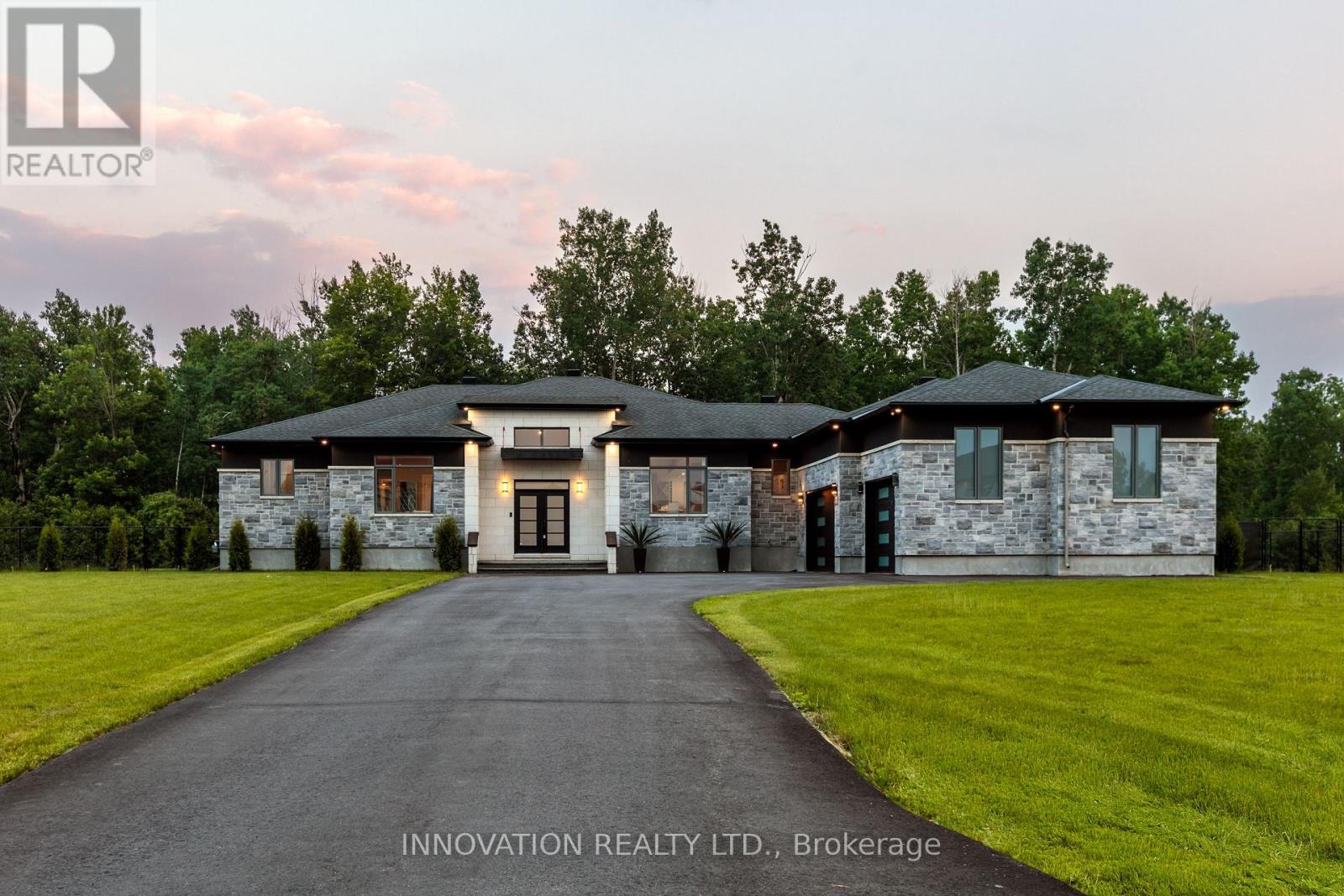 Property at 651 BALLYCASTLE CRESCENT image 1