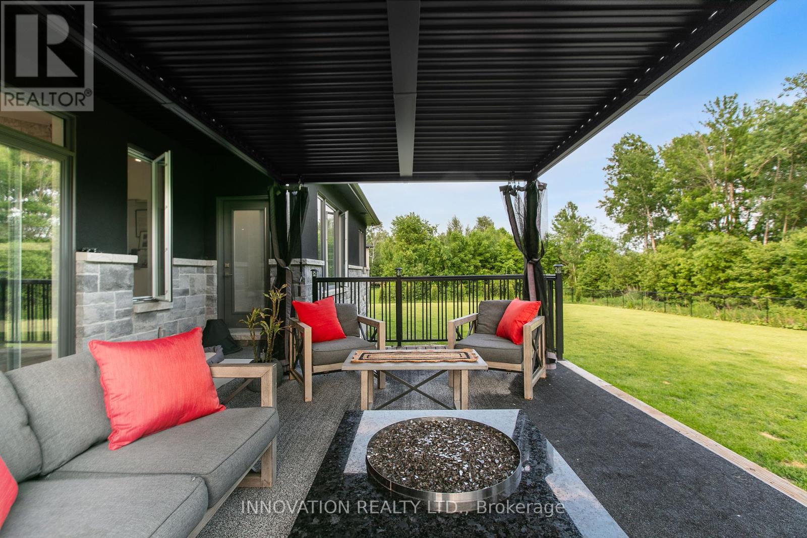 Property at 651 BALLYCASTLE CRESCENT image 5