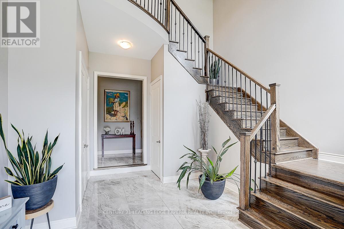 Property at 290 INVERNESS WAY image 4
