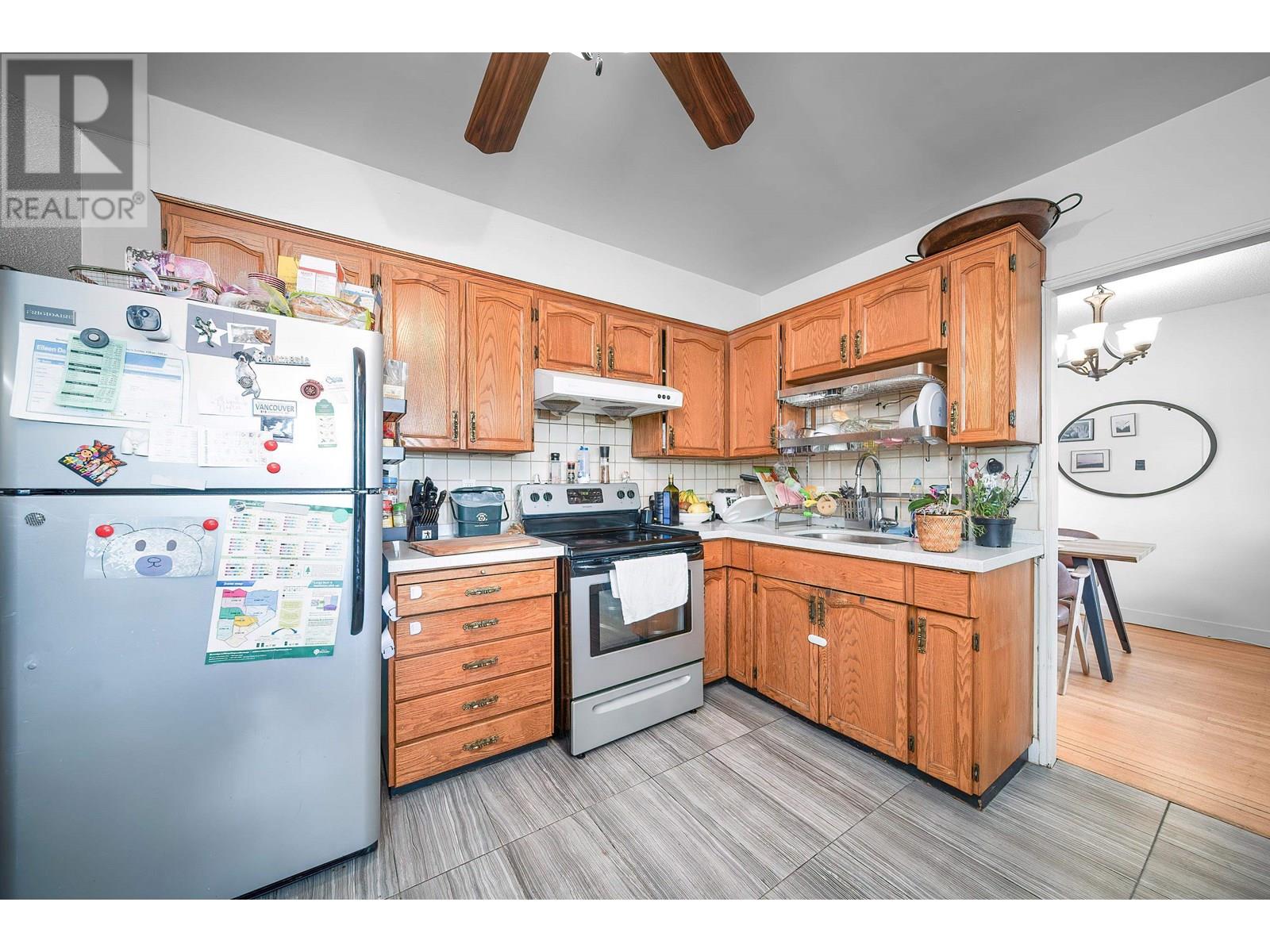 4516 Parker Street, Burnaby, British Columbia  V5C 3C9 - Photo 11 - R3012905