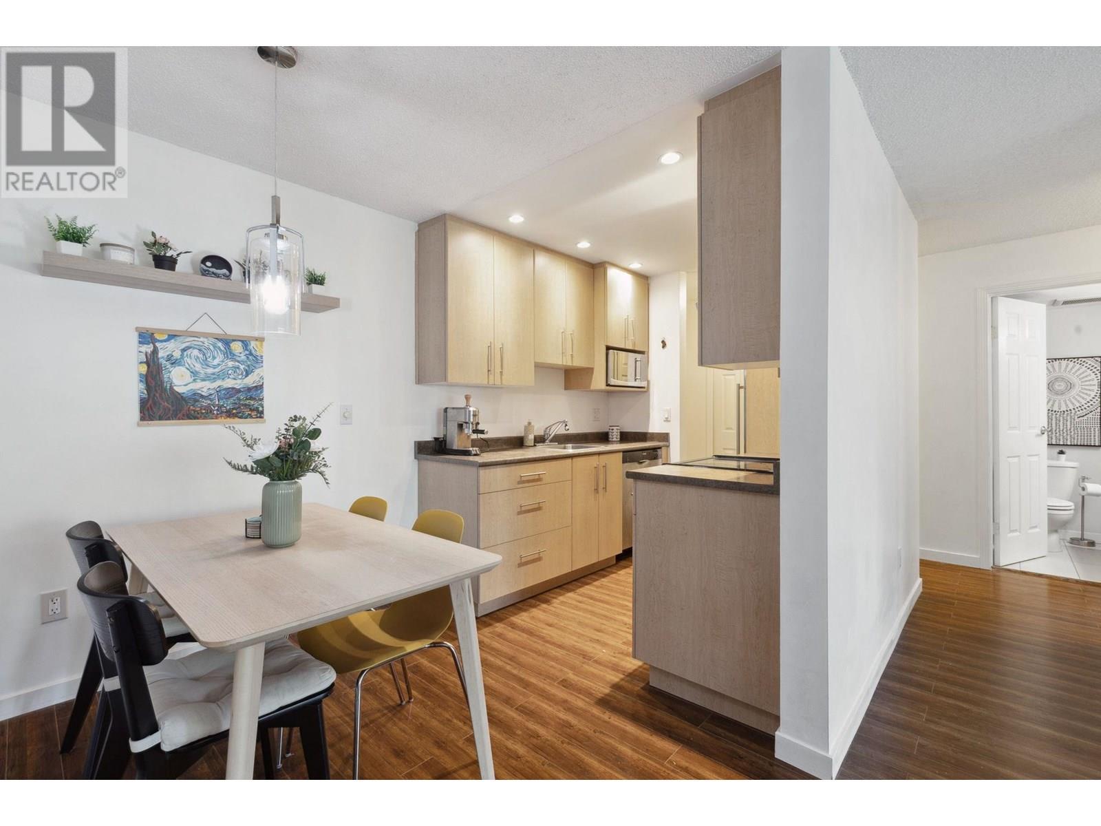 204 1155 ROSS ROAD, north vancouver, British Columbia V7K1C6