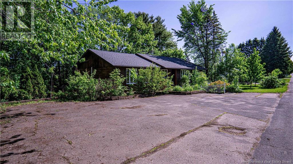 Property at 340 MacDonald Avenue image 2