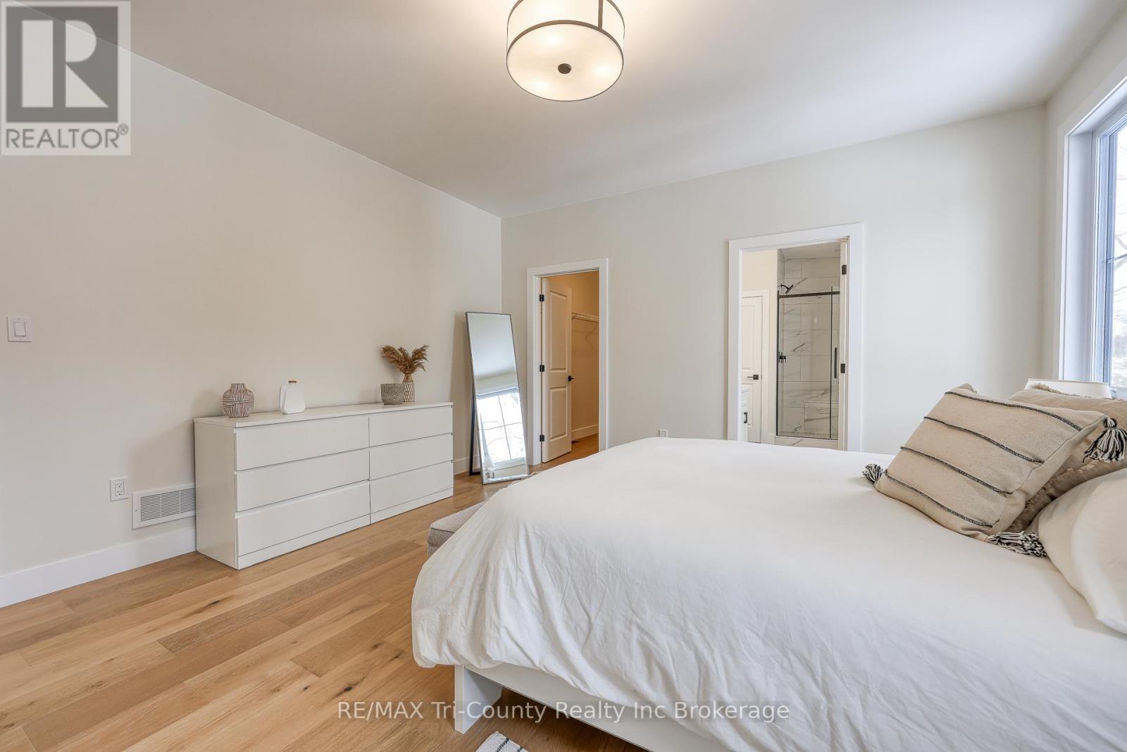 66 Talbot Street, Norfolk, Ontario  N0J 1E0 - Photo 16 - X12222229