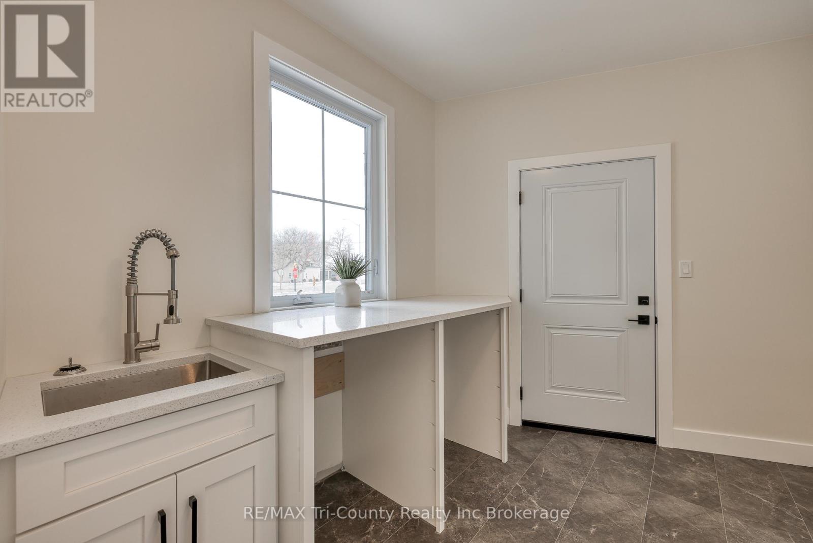 66 Talbot Street, Norfolk, Ontario  N0J 1E0 - Photo 23 - X12222229