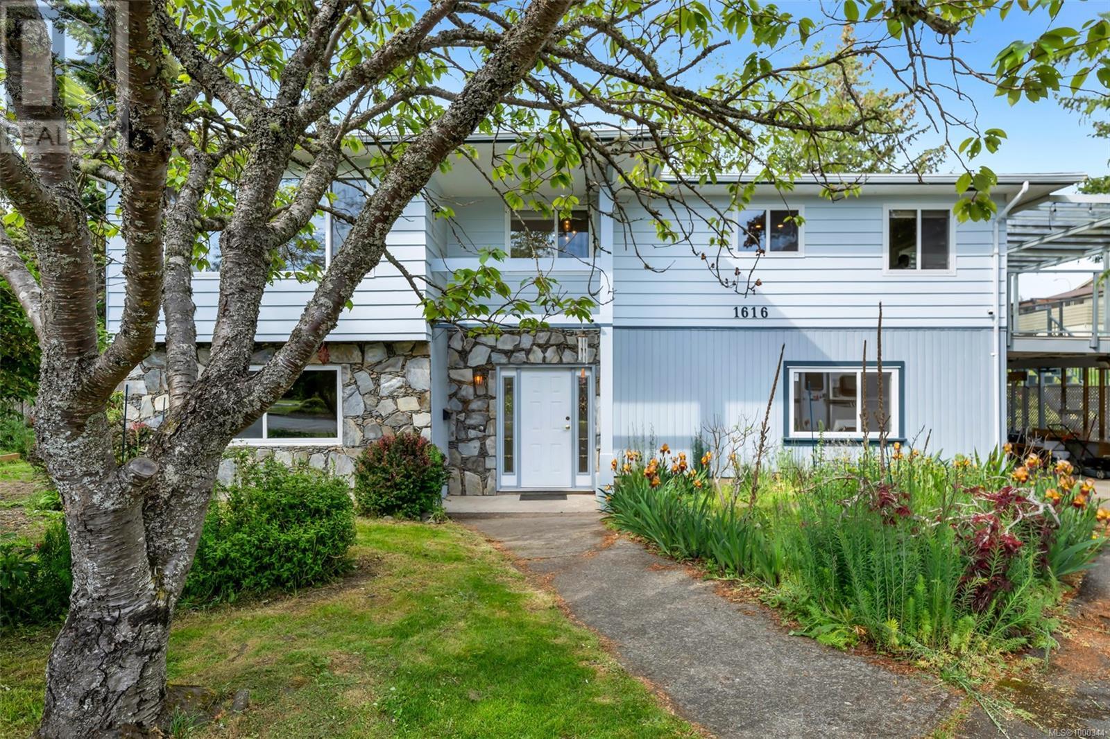 Property at 1616 Sarita Pl image 3