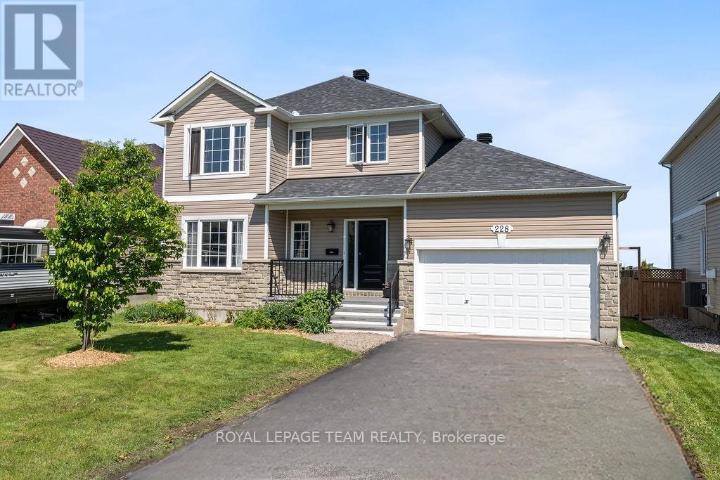 Property at 228 LABELLE STREET image 1