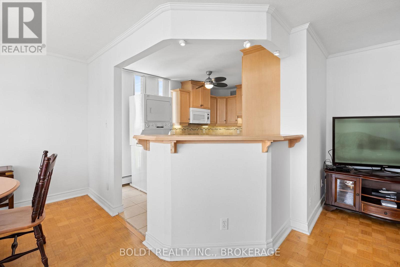 902 - 35 Towering Heights Boulevard, St. Catharines (Glendale/glenridge), Ontario  L2T 3G8 - Photo 9 - X12205729