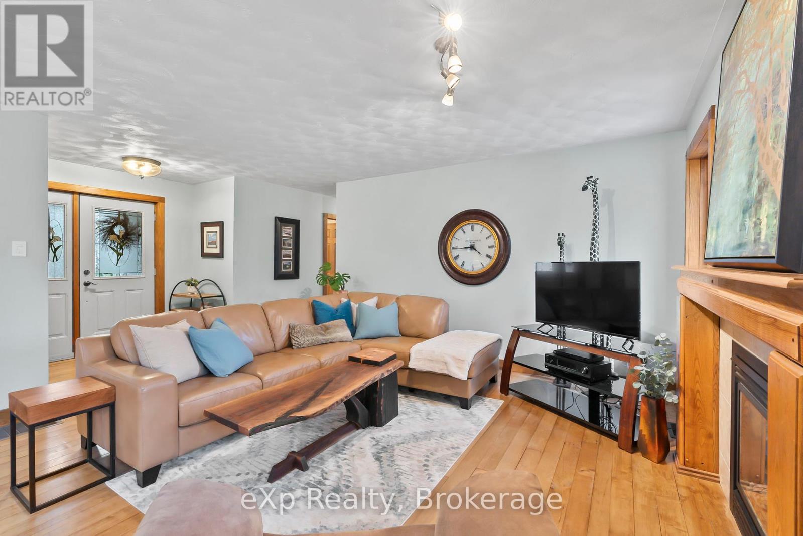 5 15th Avenue, South Bruce Peninsula, Ontario  N0H 2T0 - Photo 10 - X12109285