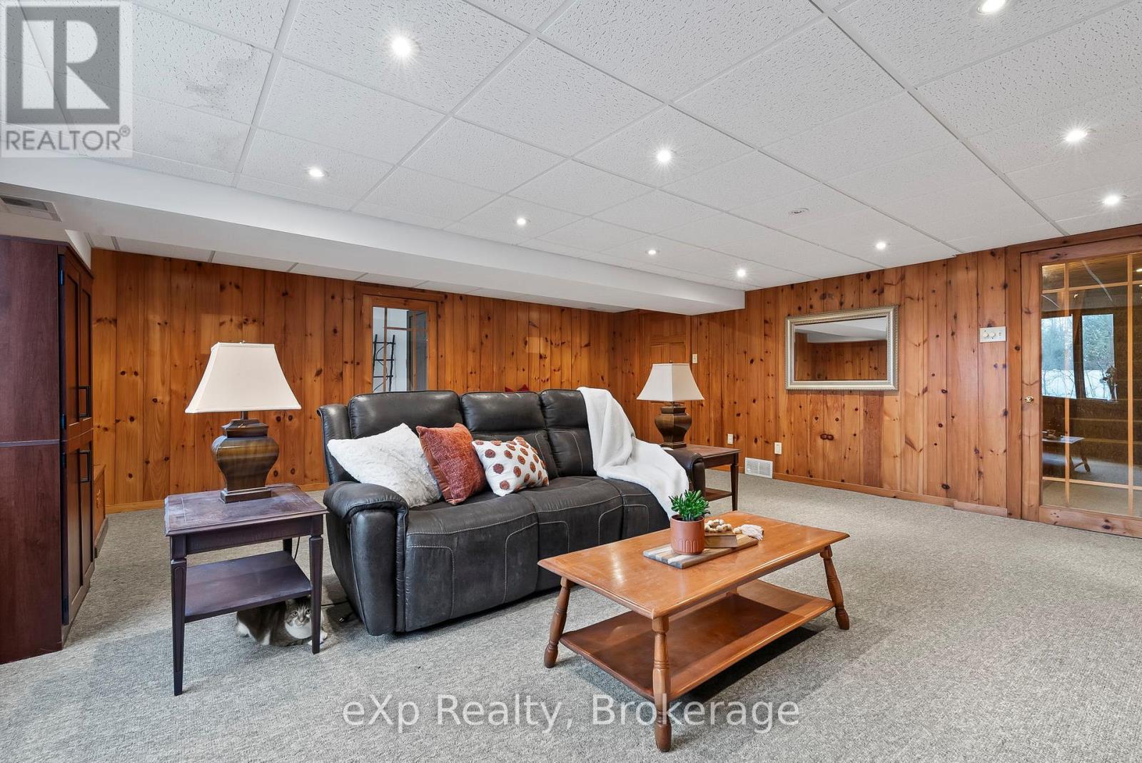 5 15th Avenue, South Bruce Peninsula, Ontario  N0H 2T0 - Photo 24 - X12109285