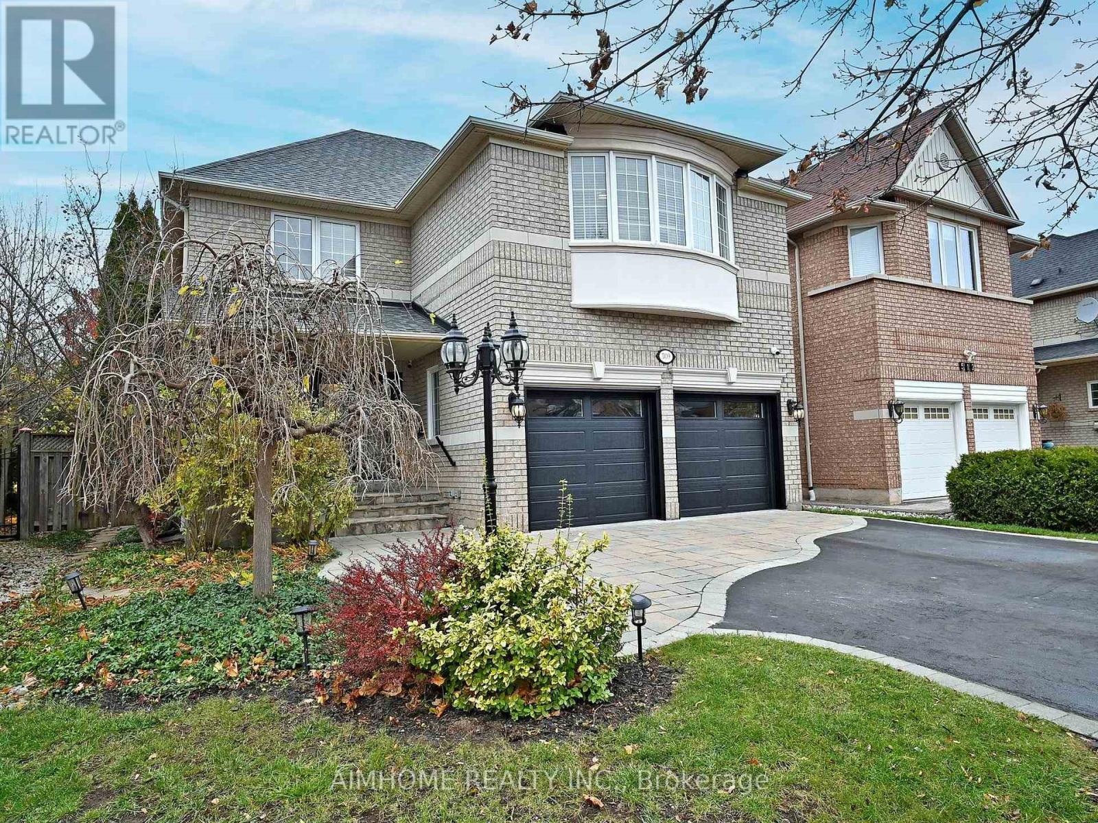Property at 509 RAVINEVIEW WAY image 1