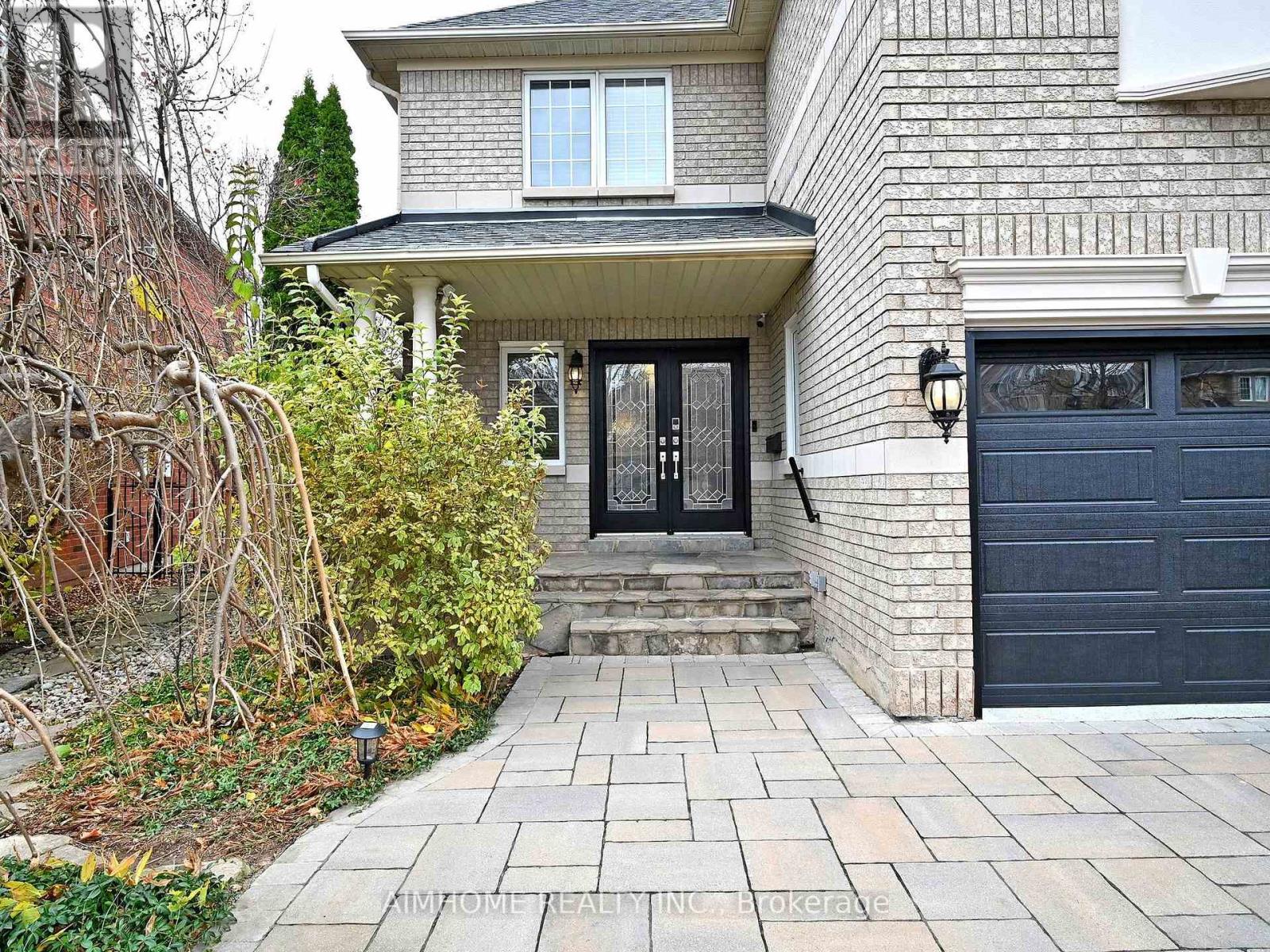 Property at 509 RAVINEVIEW WAY image 2