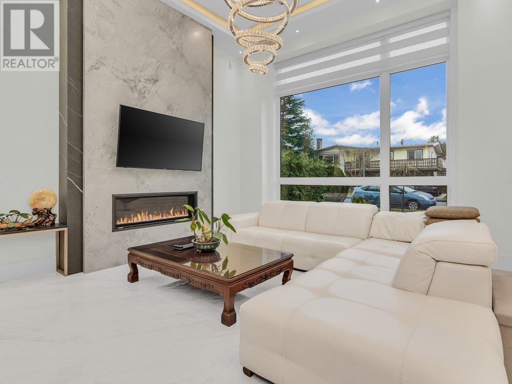 Listing Picture 8 of 40 : 3771 BOWEN DRIVE, Richmond / 烈治文 - 魯藝地產 Yvonne Lu Group - MLS Medallion Club Member