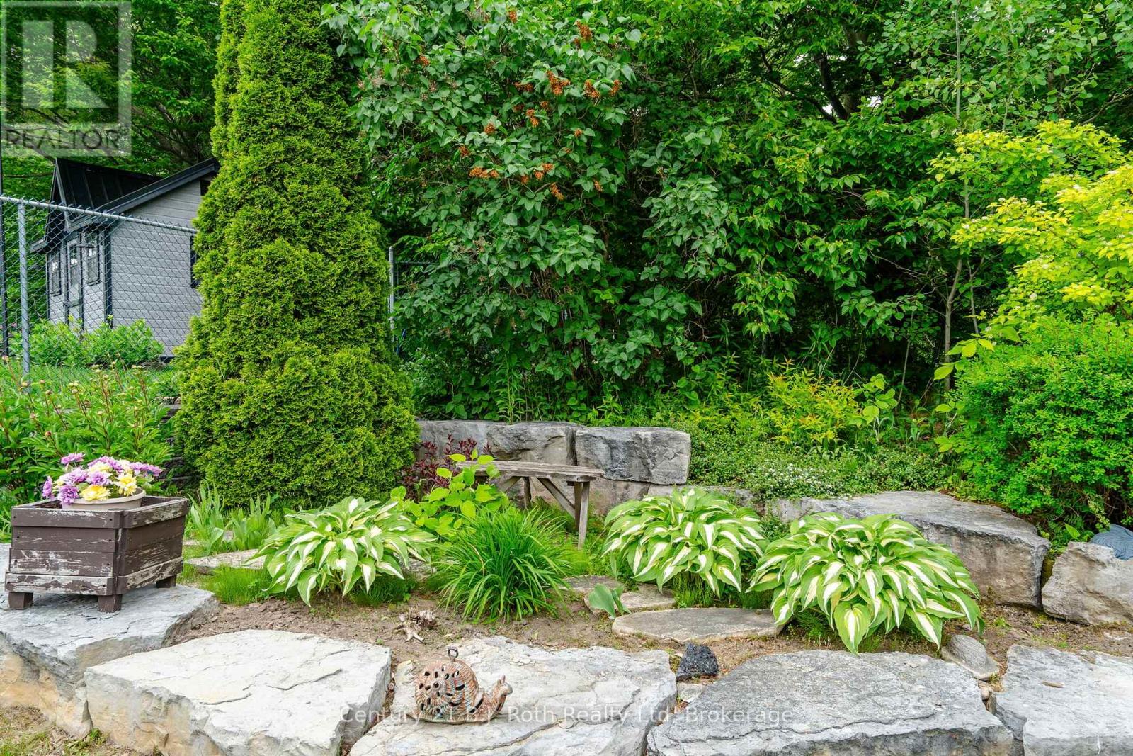 67 James Street, Penetanguishene, Ontario  L9M 2H8 - Photo 39 - S12222361