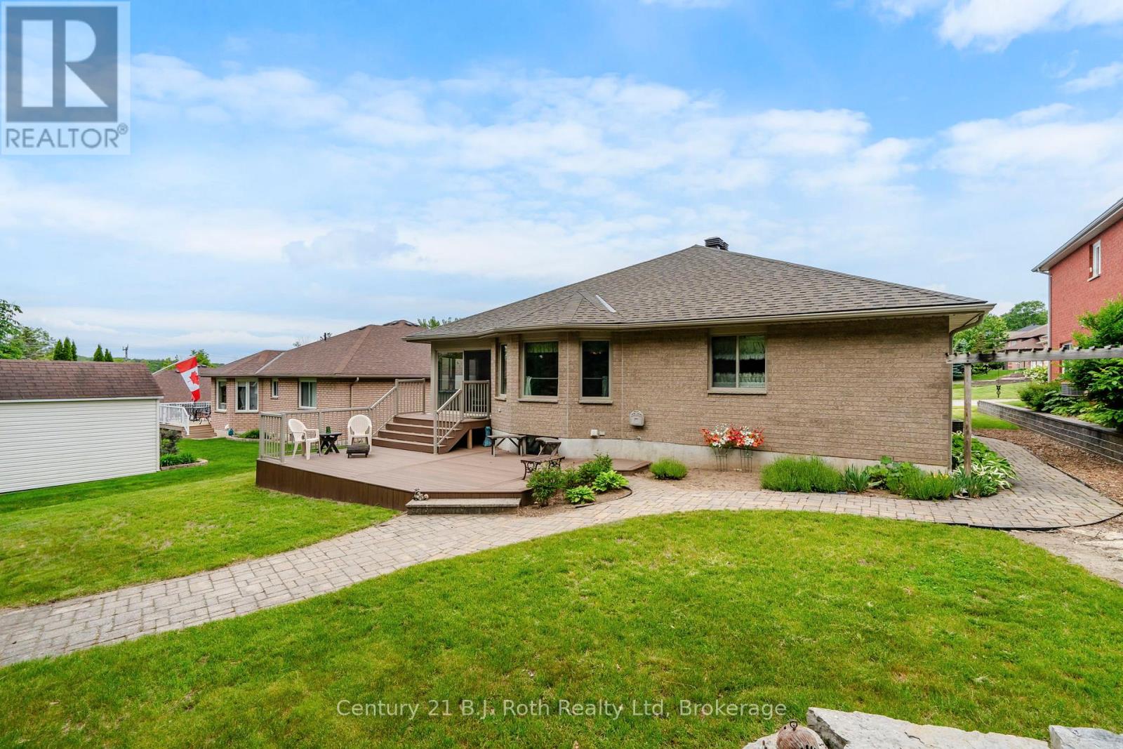 67 James Street, Penetanguishene, Ontario  L9M 2H8 - Photo 41 - S12222361