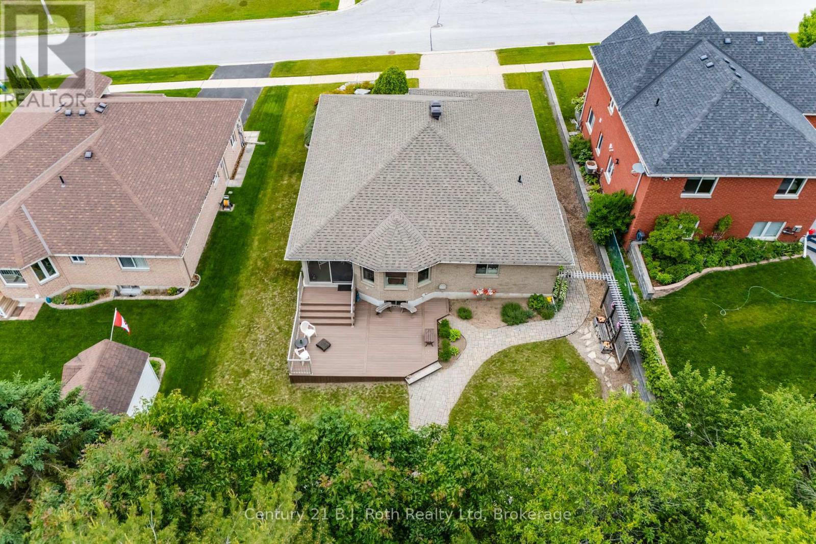 67 James Street, Penetanguishene, Ontario  L9M 2H8 - Photo 42 - S12222361