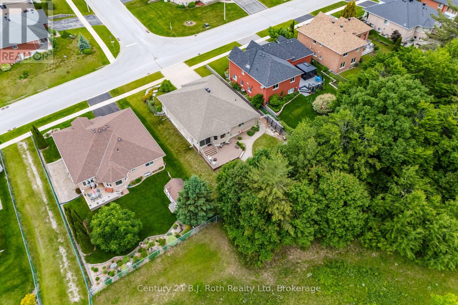 67 James Street, Penetanguishene, Ontario  L9M 2H8 - Photo 43 - S12222361