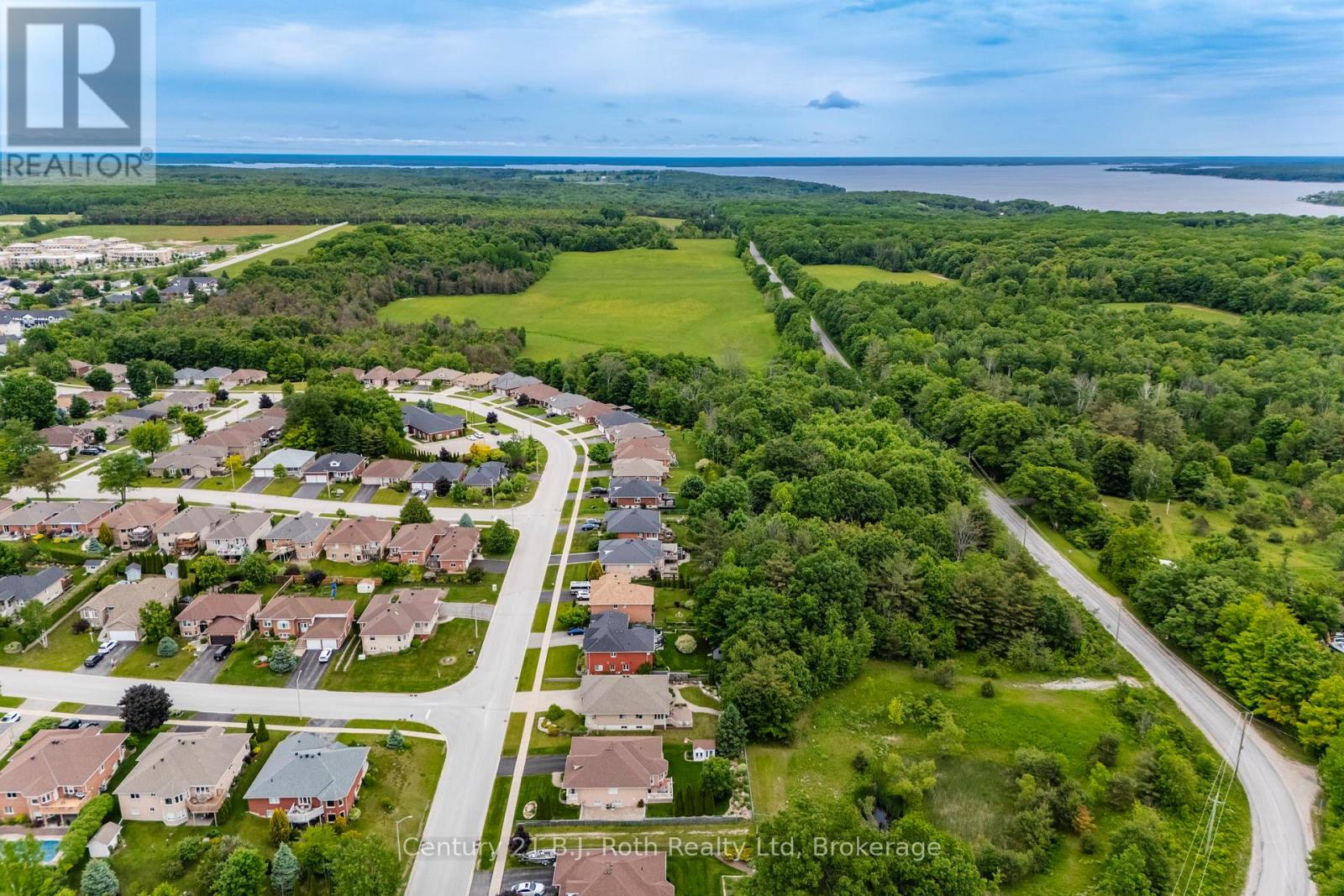 67 James Street, Penetanguishene, Ontario  L9M 2H8 - Photo 45 - S12222361