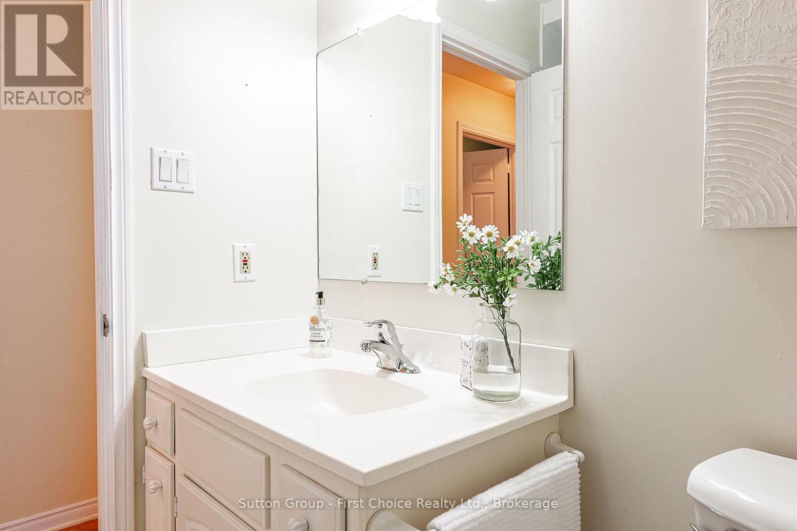 142 Kenner Crescent, Stratford, Ontario  N5A 7H2 - Photo 16 - X12222370