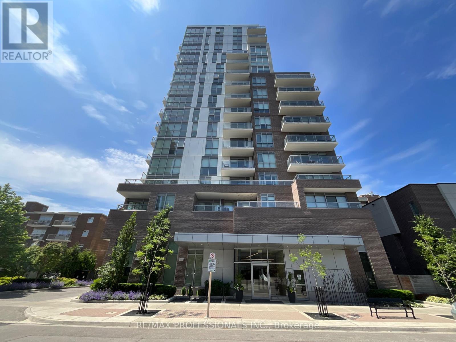Property at 207 - 8 ANN STREET image 3