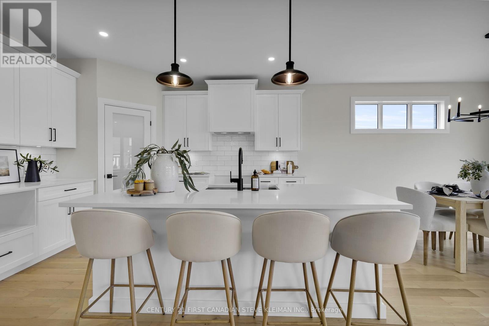 1327 Bush Hill Link, London North, Ontario  N6G 0X6 - Photo 11 - X12222397