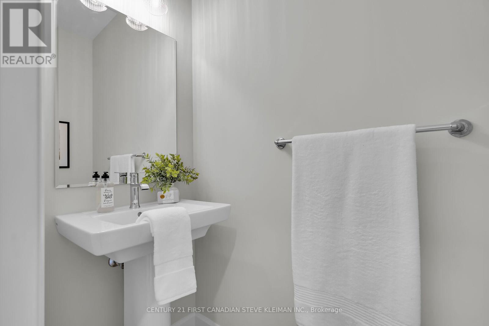 1327 Bush Hill Link, London North, Ontario  N6G 0X6 - Photo 17 - X12222397