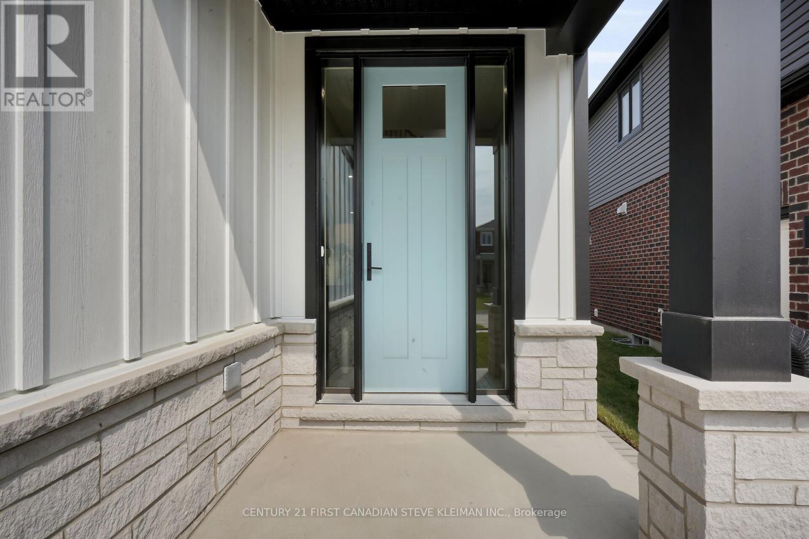 1327 Bush Hill Link, London North, Ontario  N6G 0X6 - Photo 3 - X12222397