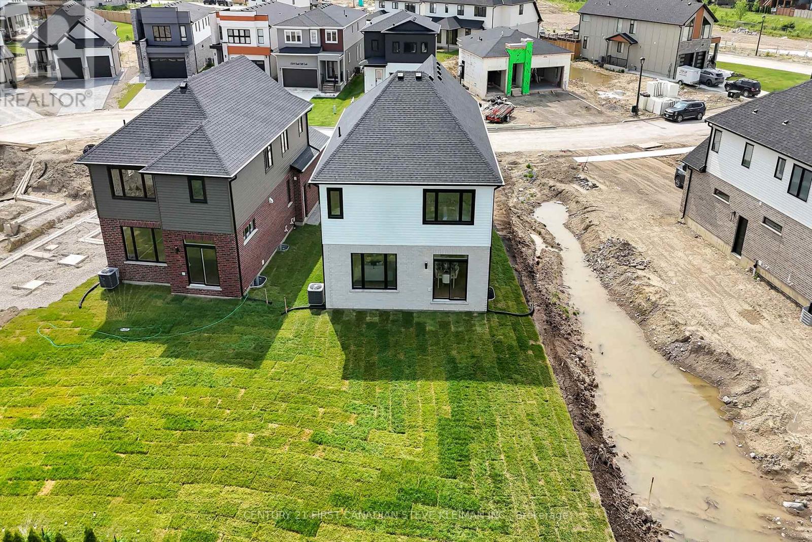 1327 Bush Hill Link, London North, Ontario  N6G 0X6 - Photo 39 - X12222397