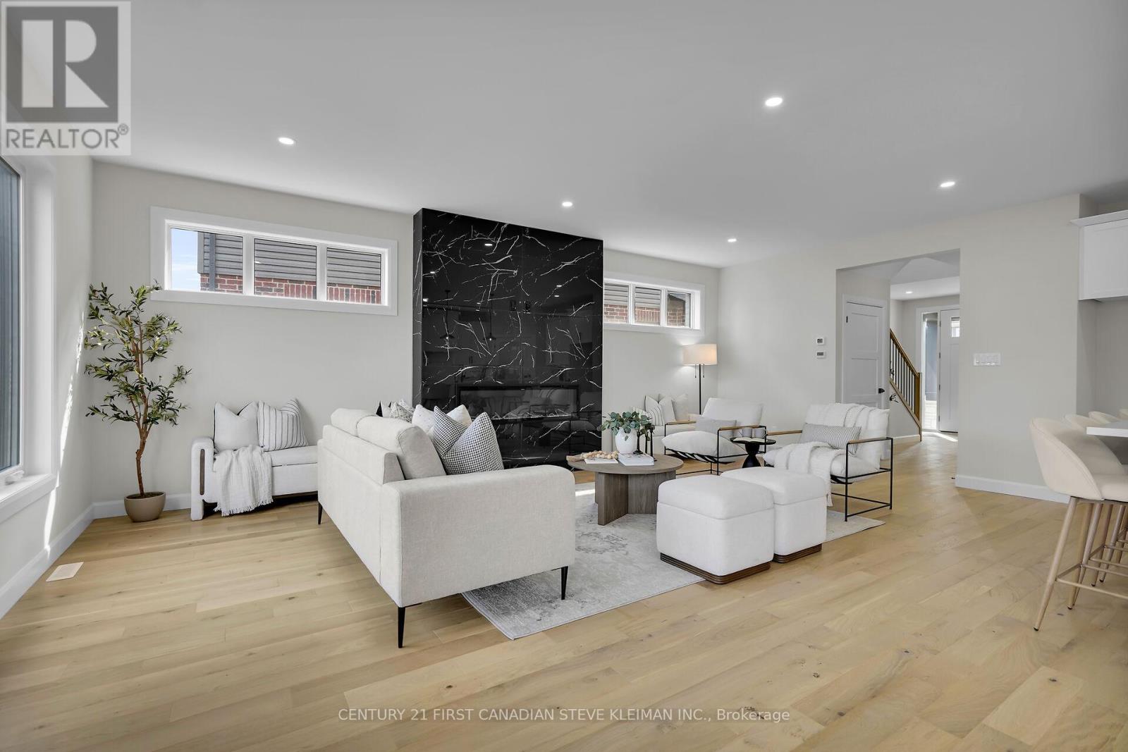 1327 Bush Hill Link, London North, Ontario  N6G 0X6 - Photo 8 - X12222397