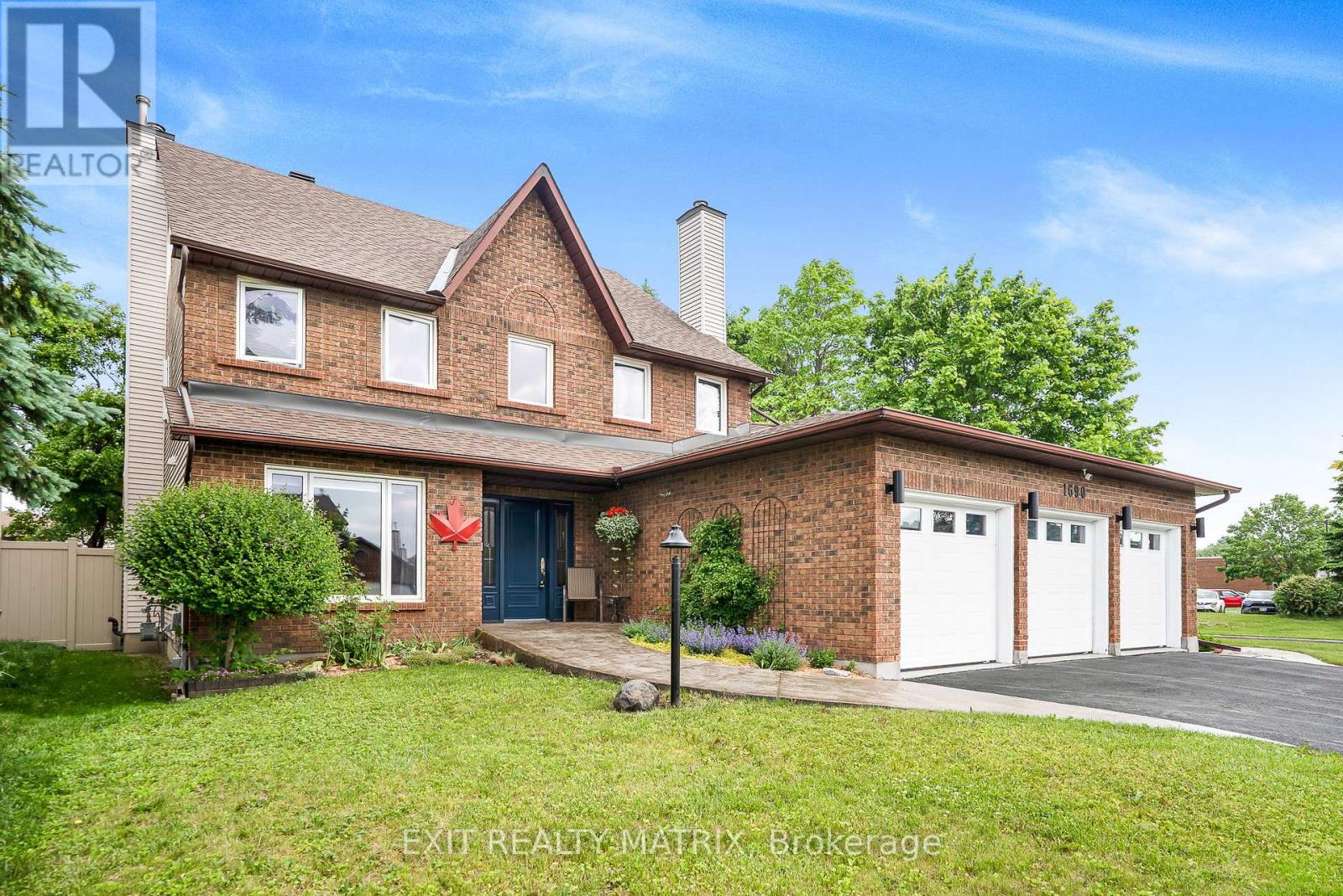 Property at 1690 CAMINITI CRESCENT image 4