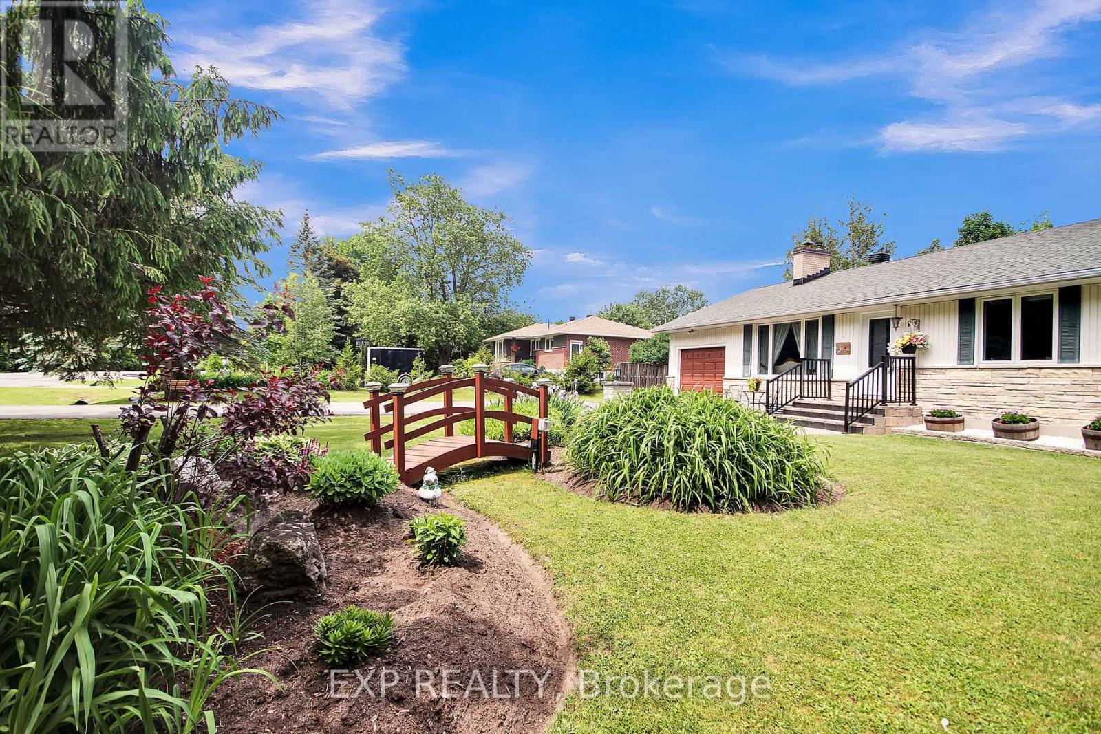Property at 1989 RIDEAU ROAD image 3