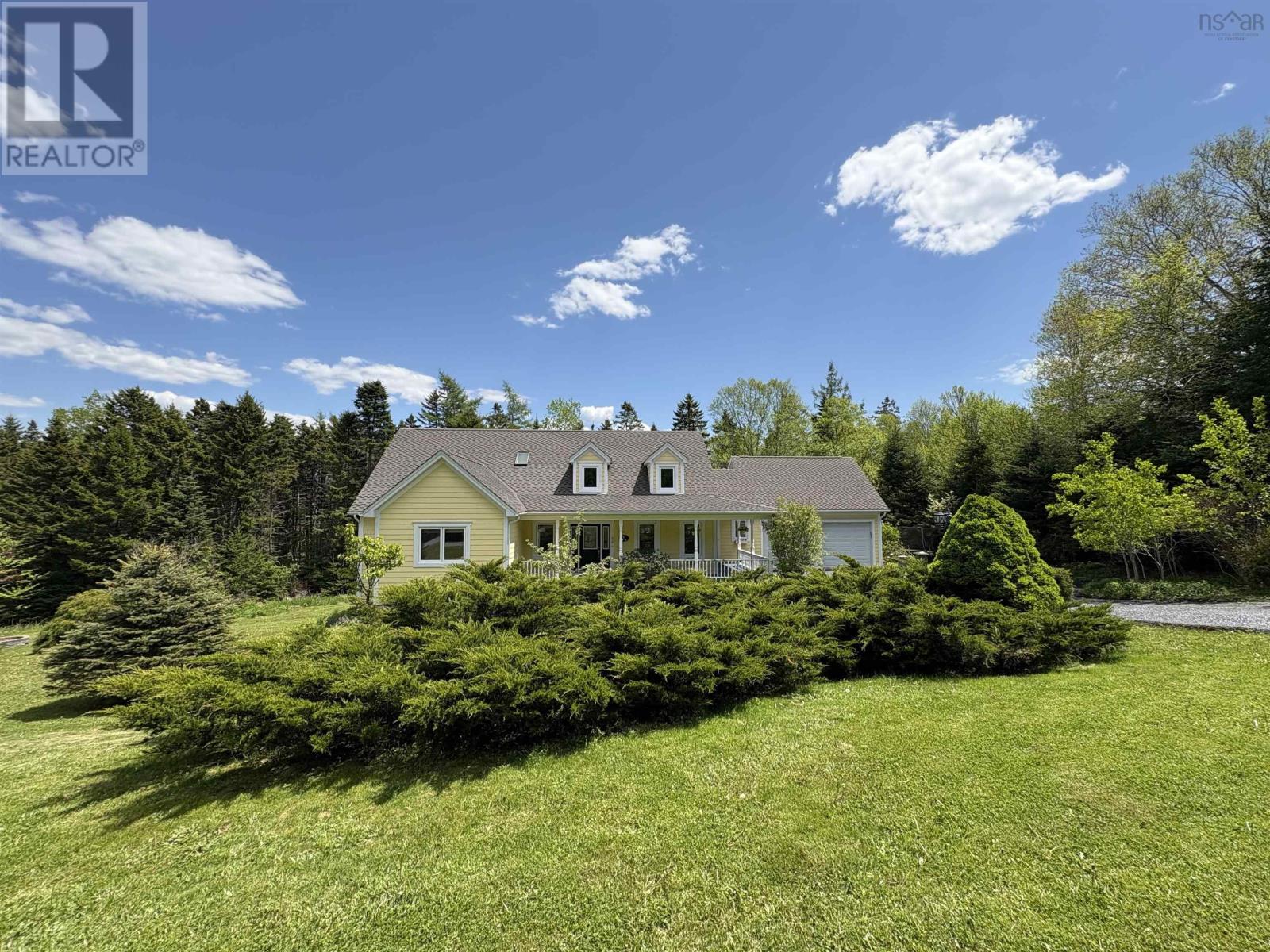 Property at 45 Foxberry Hill image 1