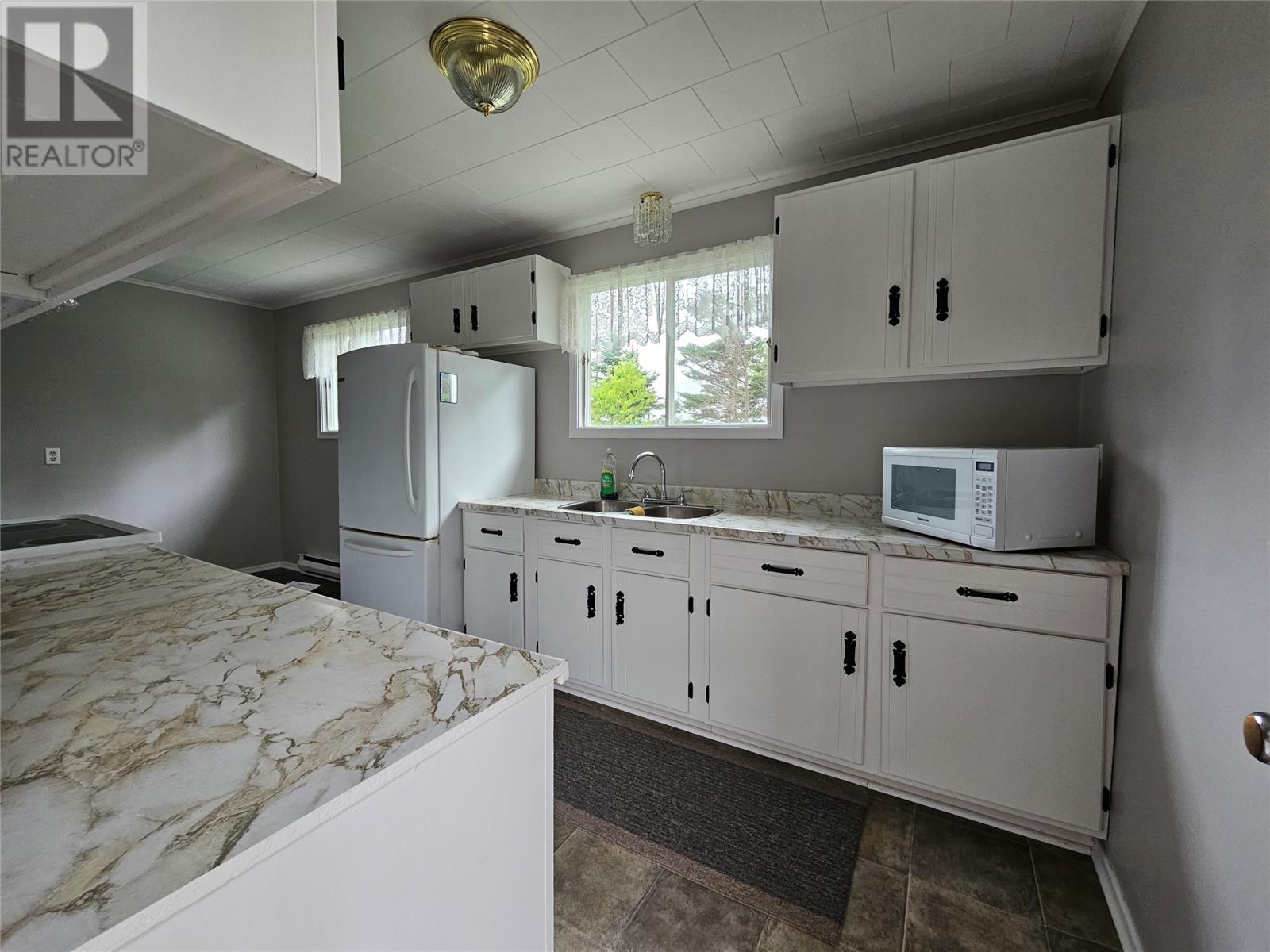 37 Greenhill Road, Burin, Newfoundland & Labrador  A0E 1E0 - Photo 4 - 1286484