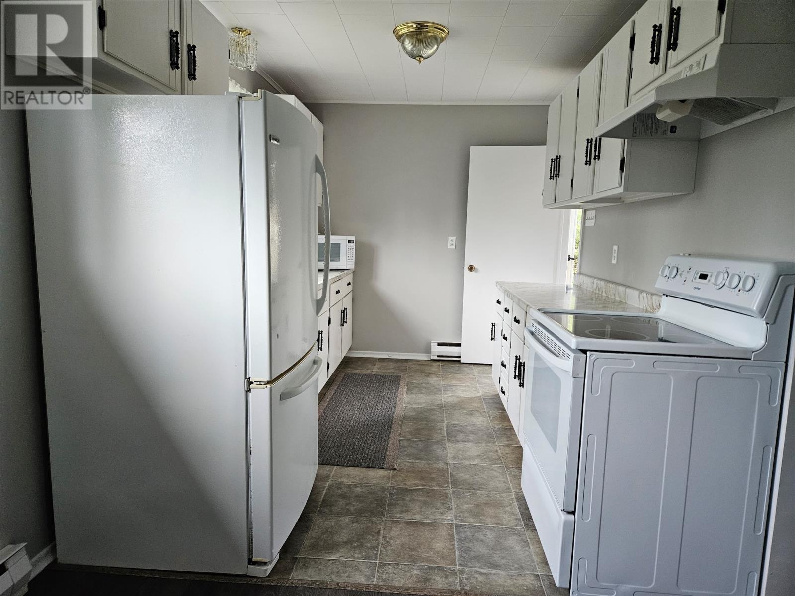 37 Greenhill Road, Burin, Newfoundland & Labrador  A0E 1E0 - Photo 6 - 1286484