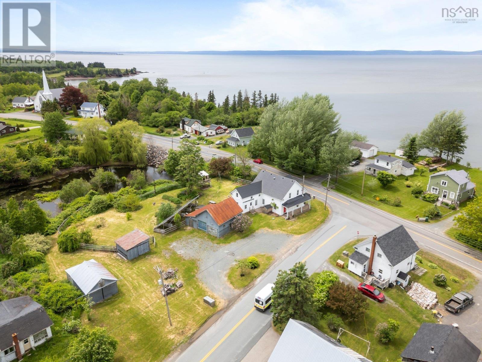 2133 New Cheverie Road, Cheverie, Nova Scotia