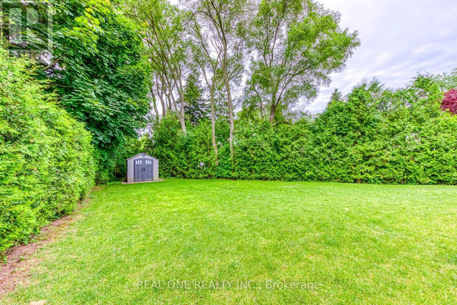 332 Sawyer Road, Oakville (Wo West), Ontario  L6L 3N7 - Photo 37 - W12222420