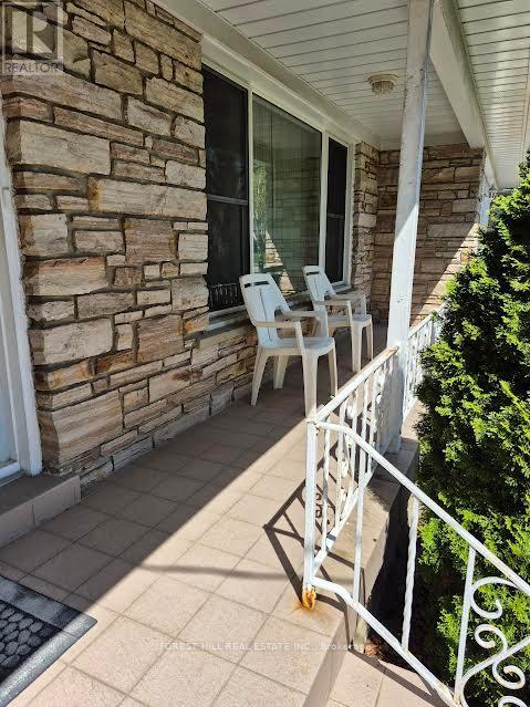 Property at 36 GERALDTON CRESCENT image 2