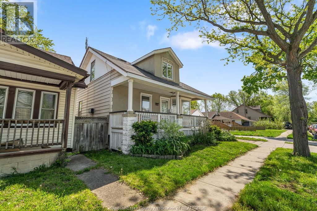 Property at 898 JOS JANISSE ... image 3