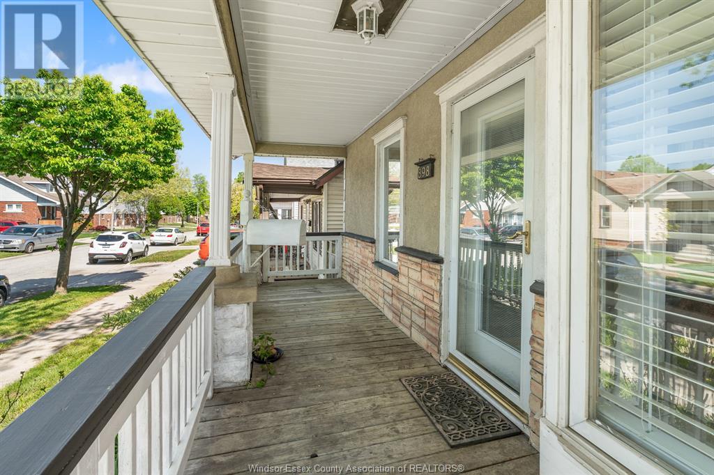 Property at 898 JOS JANISSE ... image 4