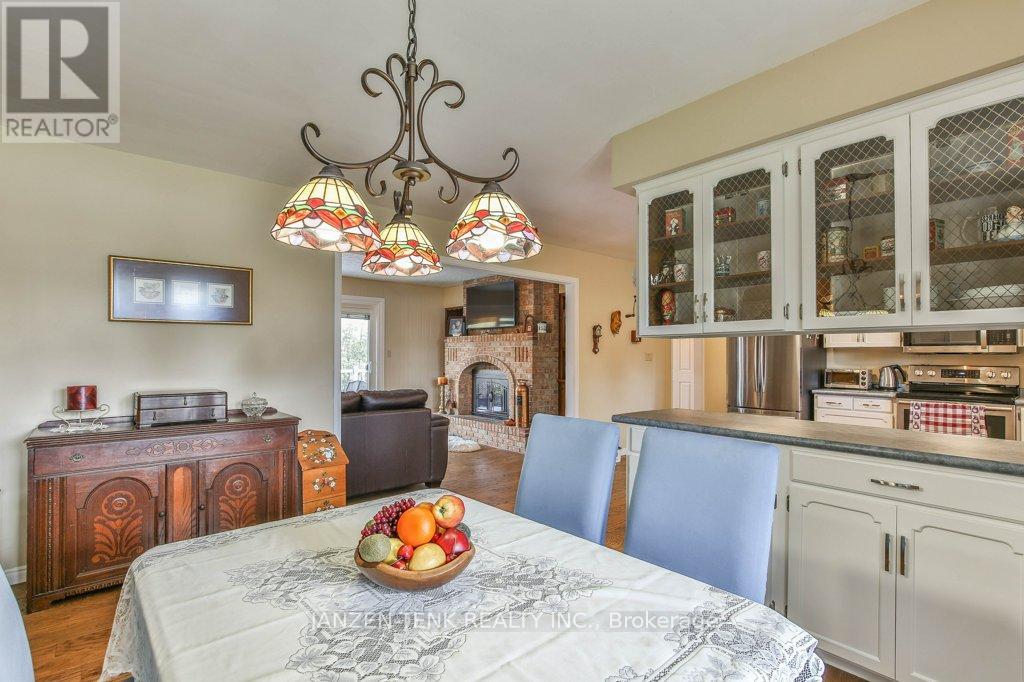37456 Talbot Line, Southwold (Frome), Ontario  N0L 2E0 - Photo 15 - X12222458