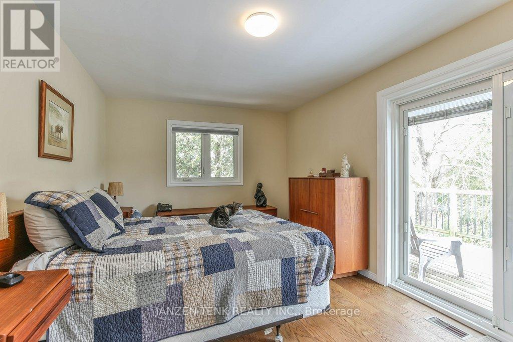 37456 Talbot Line, Southwold (Frome), Ontario  N0L 2E0 - Photo 20 - X12222458