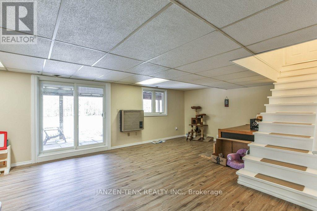 37456 Talbot Line, Southwold (Frome), Ontario  N0L 2E0 - Photo 26 - X12222458