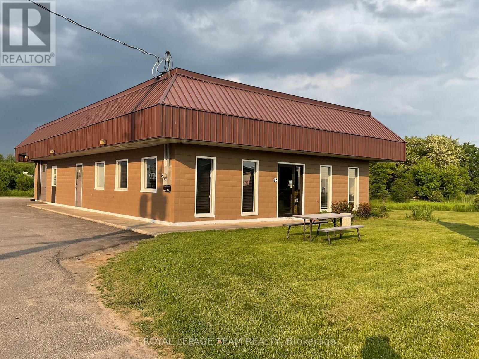 25 INDUSTRIAL DRIVE, Mississippi Mills, Ontario