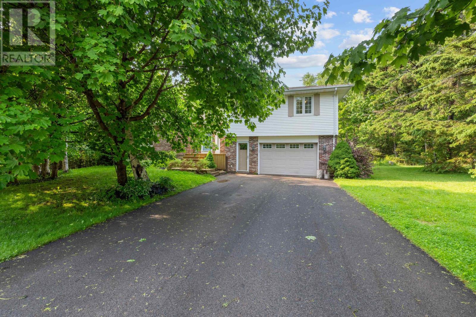 Property at 21 Duncan Avenue image 2