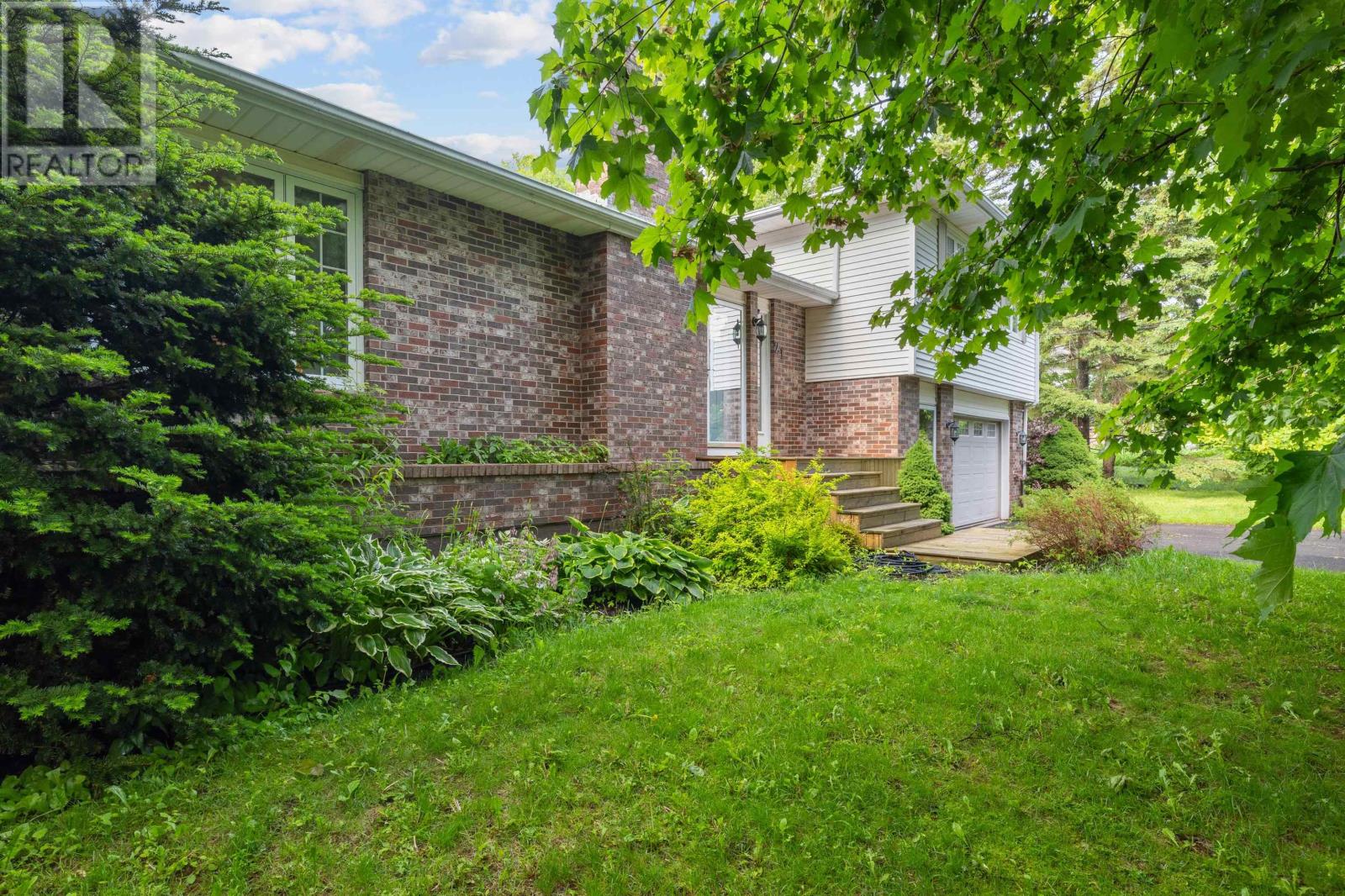 Property at 21 Duncan Avenue image 3