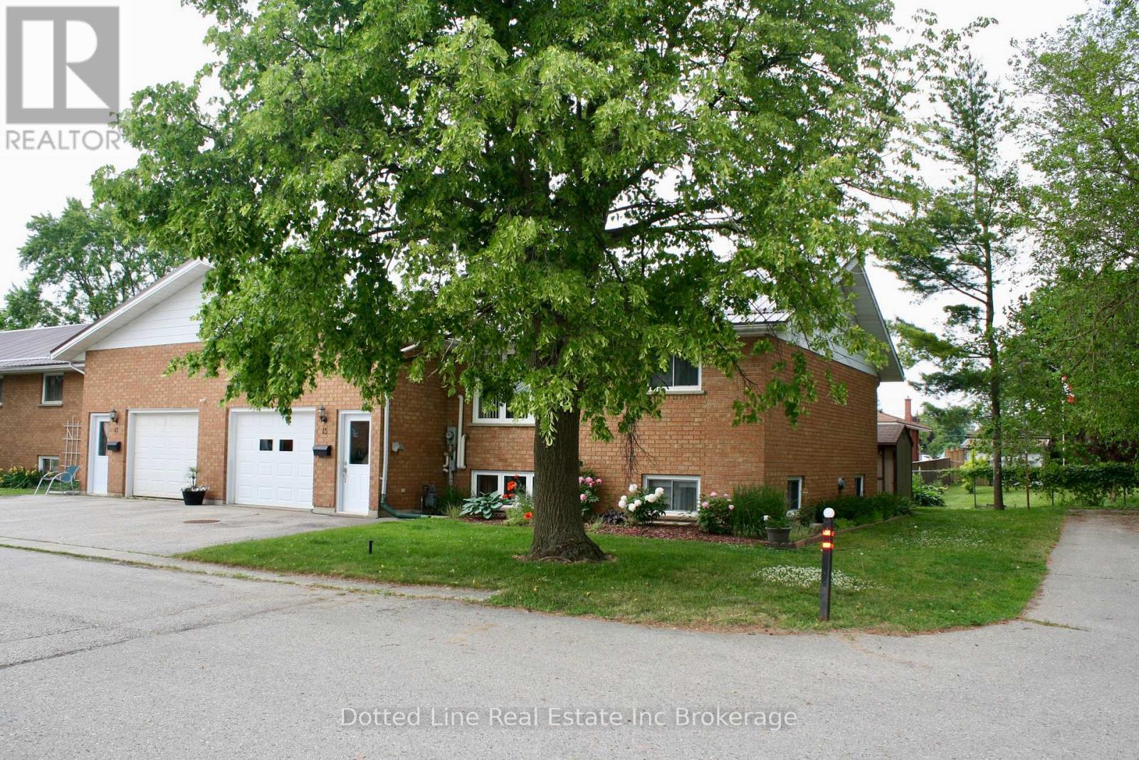 15 - 214 South Street W, Aylmer, Ontario  N5H 3E6 - Photo 2 - X12222508