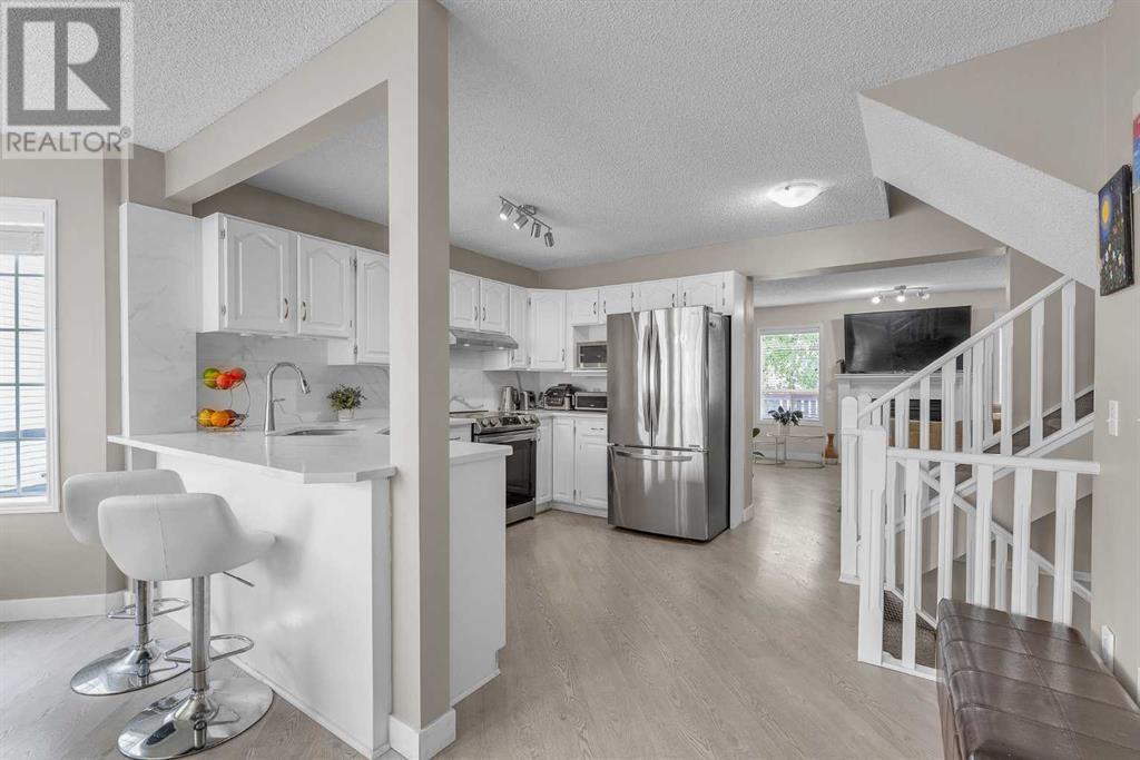 Property at 311 Citadel Terrace NW image 5