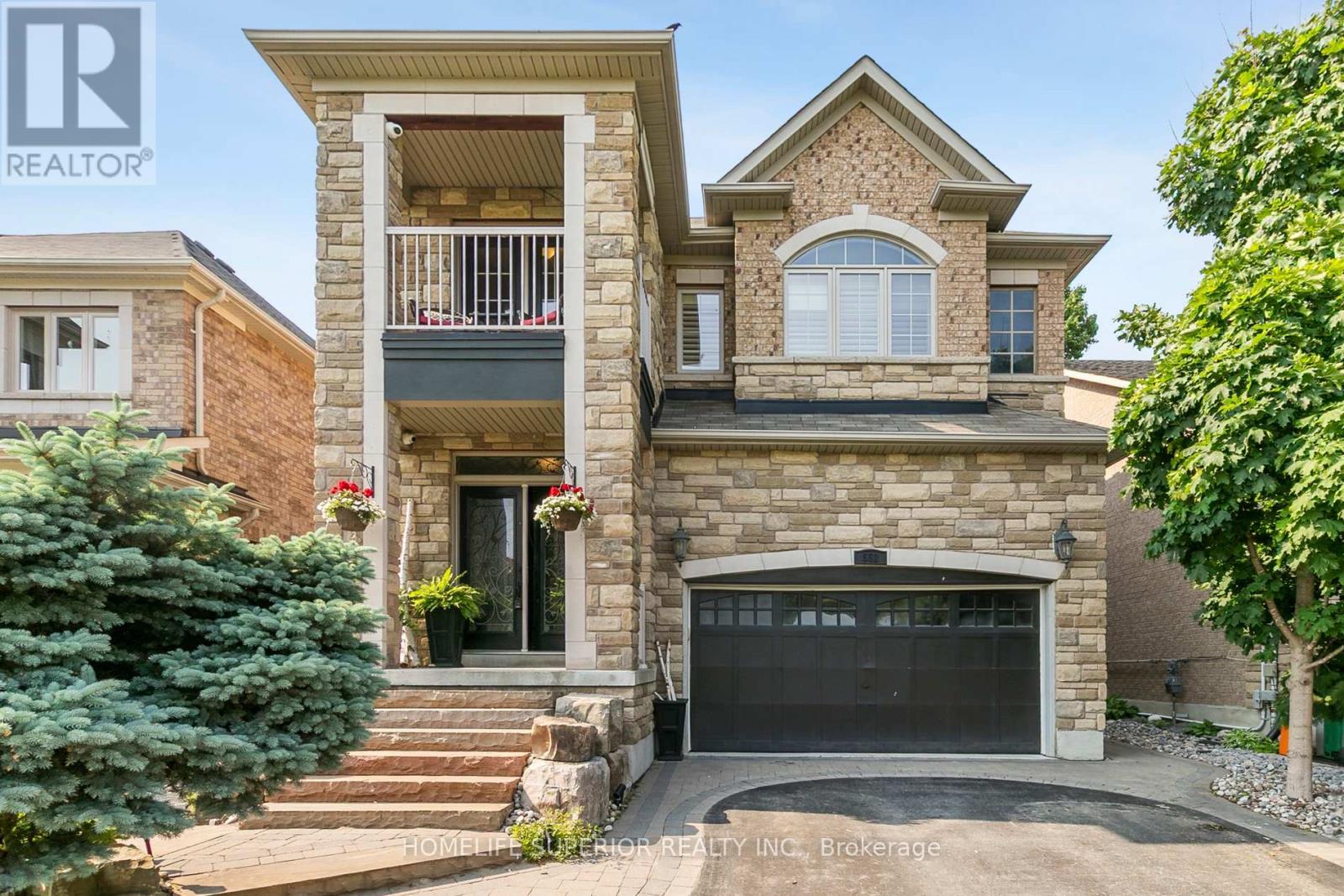 Property at 552 GEORGE REYNOLDS DRIVE image 1