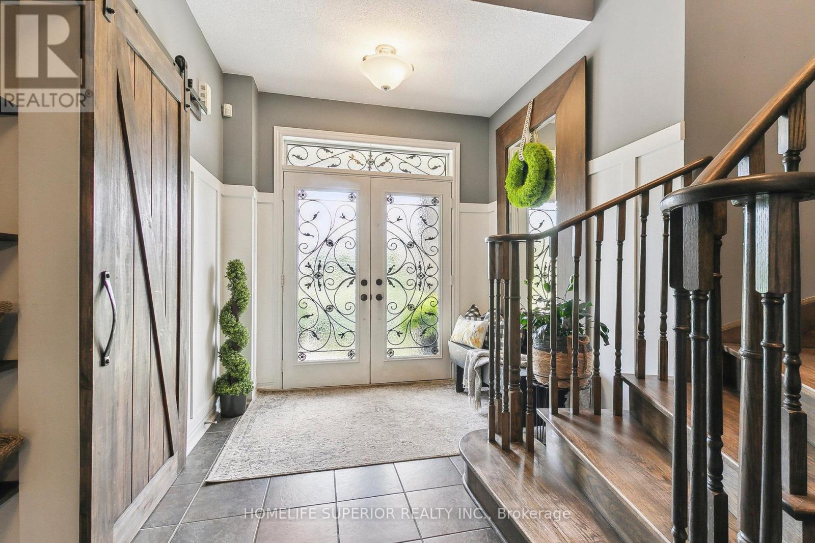Property at 552 GEORGE REYNOLDS DRIVE image 3